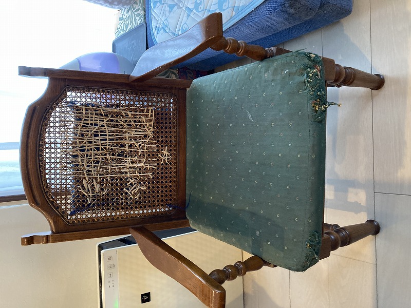 家具修理 カントリーハウス・ブルージュ張替修理事例 - ダニエルブログ